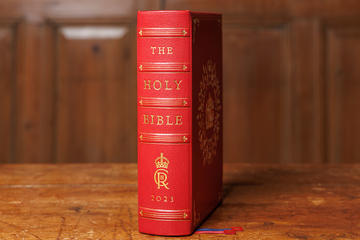 Coronation Bible Spine, by OUP 